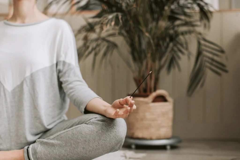 How to Meditate for Better Sleep and Restfulness