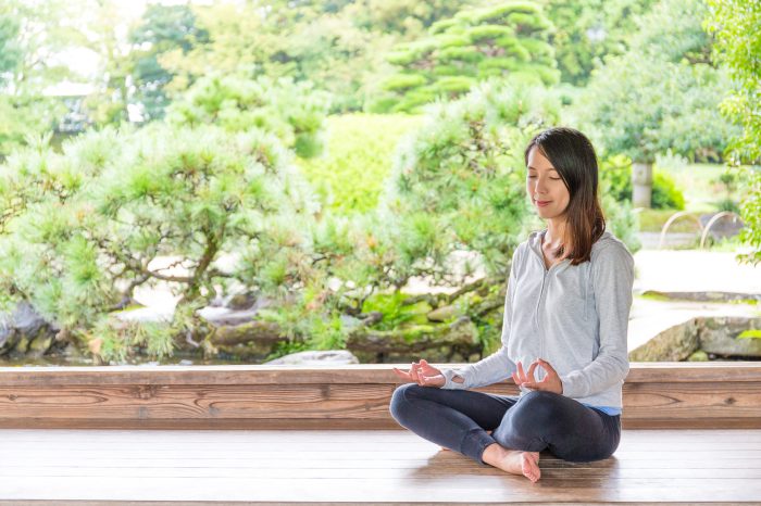 How to Meditate for Finding Clarity in Life's Challenges