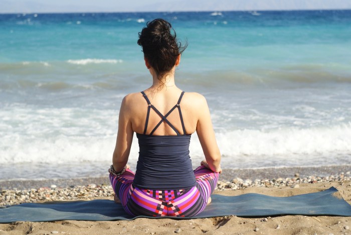 How to Meditate for Dealing with Stress and Anxiety Naturally